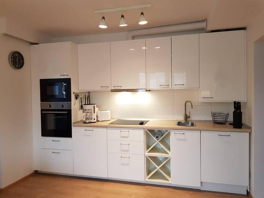 Living City, Apartament Cu Doua Dormitoare Sibiu Ngoại thất bức ảnh