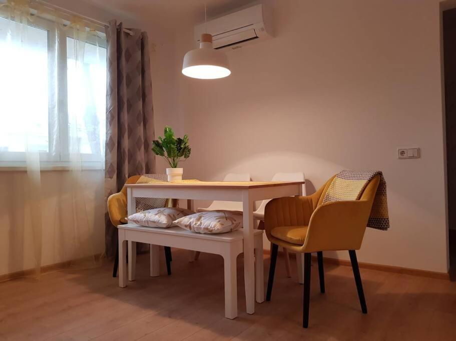 Living City, Apartament Cu Doua Dormitoare Sibiu Ngoại thất bức ảnh